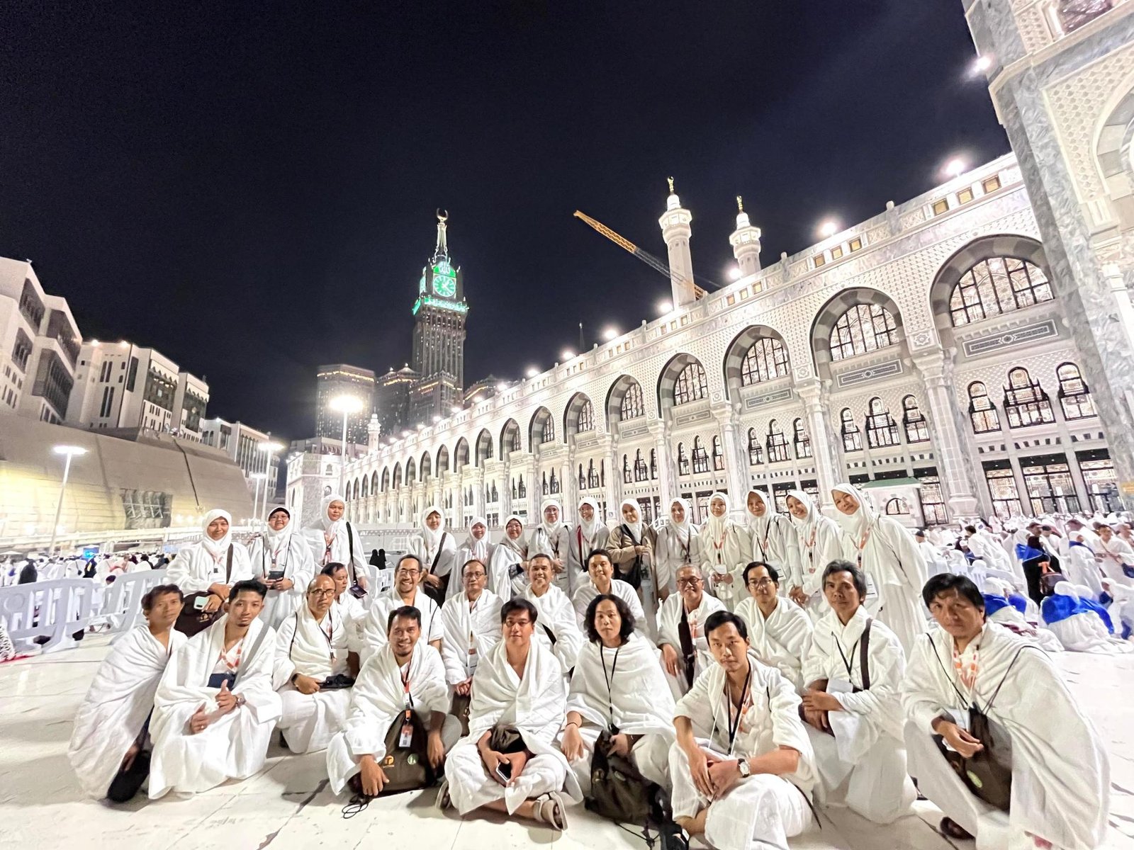 tiraztravel.id